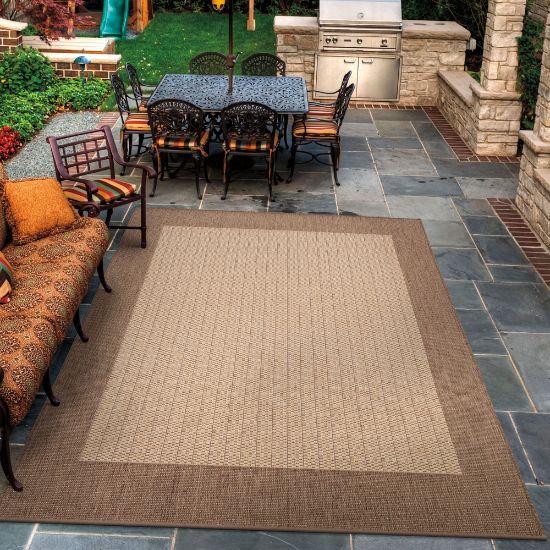 Classic outdoor rugs