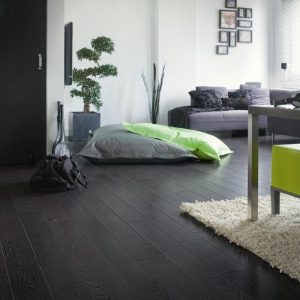 Deziro Black