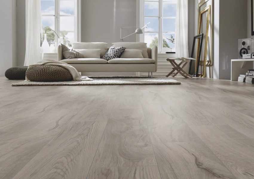 Laminate Wood Flooring in Dubai