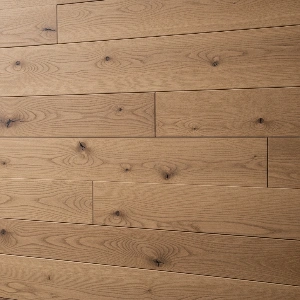 4’’-6” wide (medium planks) wood floor