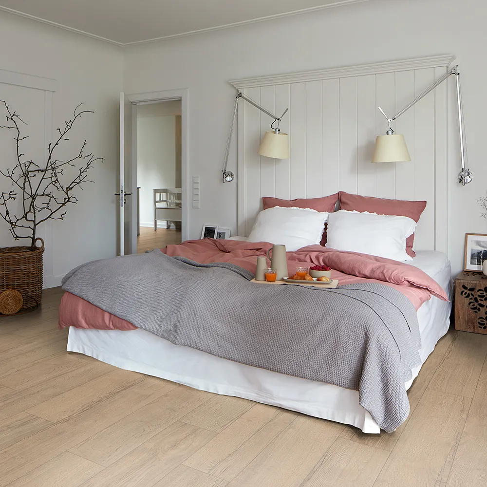 Elva Oak 8mm Laminate Flooring