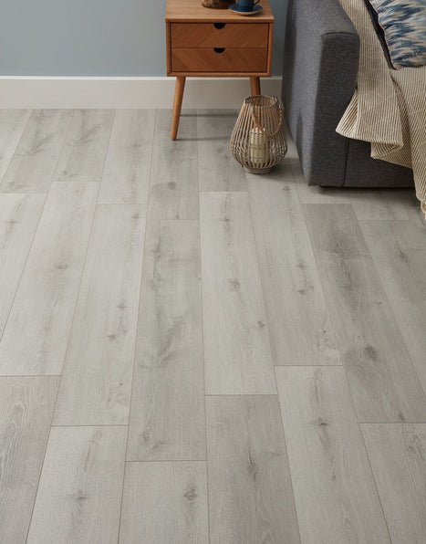 Lunar Grey Oak Laminate Flooring
