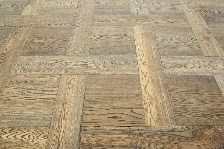 Antique UV Oiled Natural Oak Basketweave Parquet - Image 3