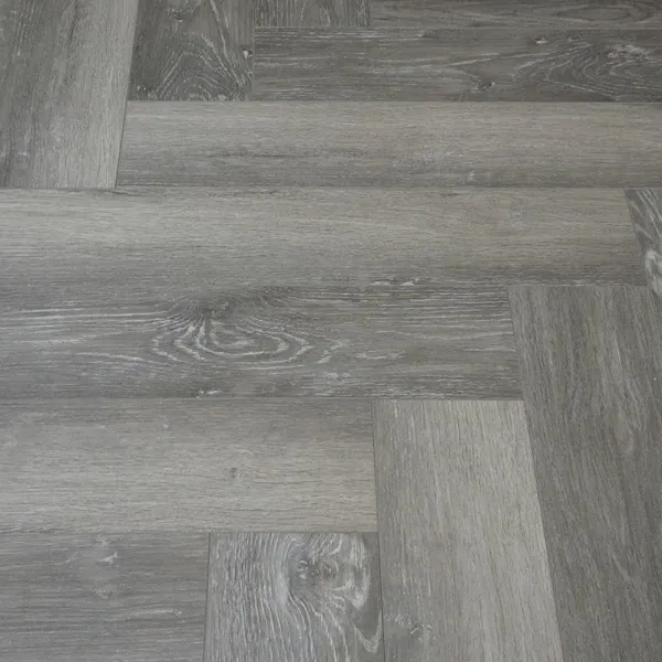 calder-grey-whitewash-lvt-flooring