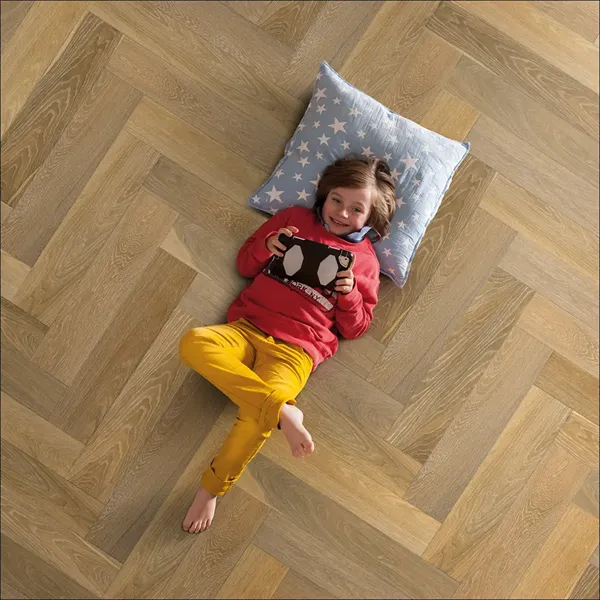 elka-light-smoked-oak-herringbone-parquet