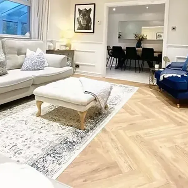 prestige-faded-oak-herringbone-parquet-flooring-detail