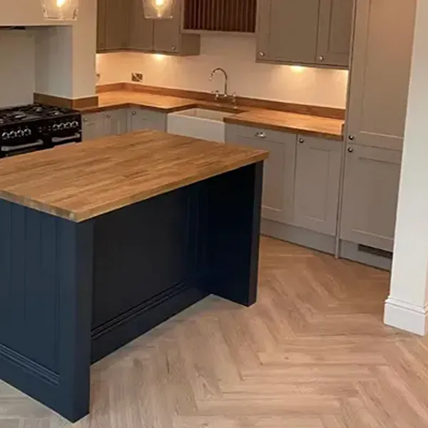 prestige-iris-oak-herringbone-parquet-flooring-detail