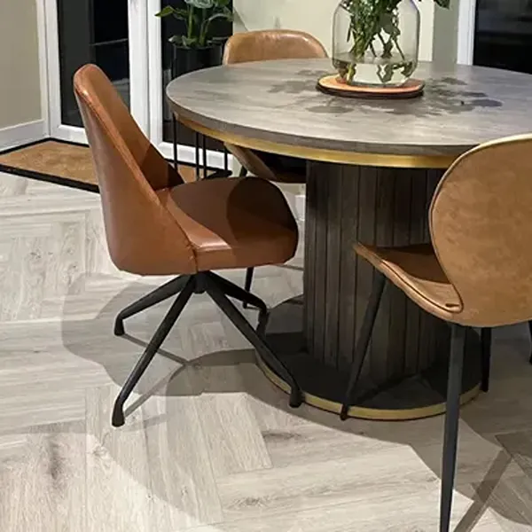 prestige-iris-oak-herringbone-parquet-flooring-texture
